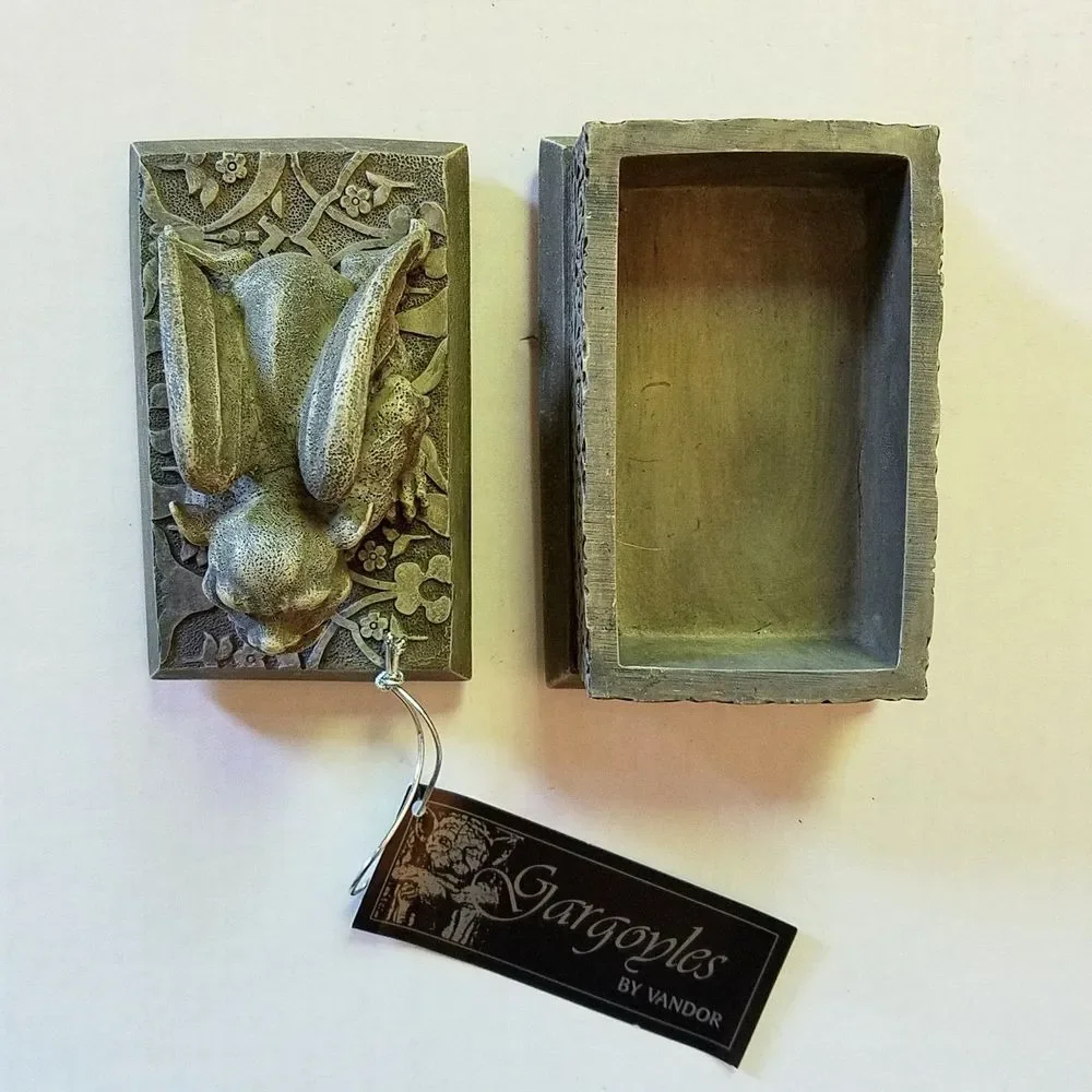 Vintage 1995 Gargoyles by Vandor Gargoyle Rectangle Trinket Jewelry Box